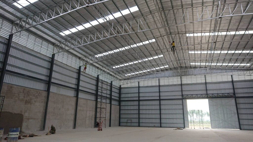 ผลงานโกดังสำเร็จรูป รุ่น HW-HC ขนาด 30x40x10 เมตร รูปที่ 8
